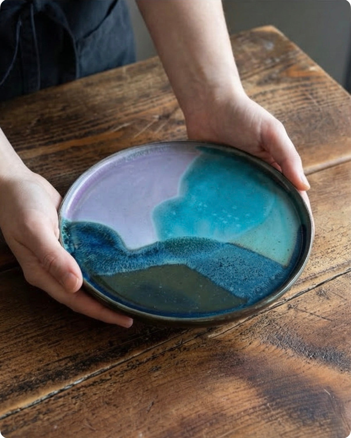 Handmade Ceramic Plate - 22.5cm